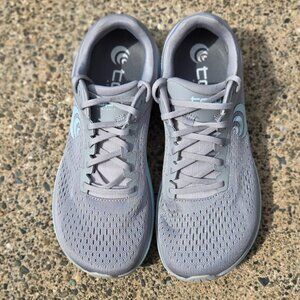 Topo Running Shoes